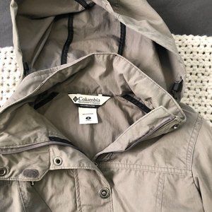 Columbia Lightweight Jacket